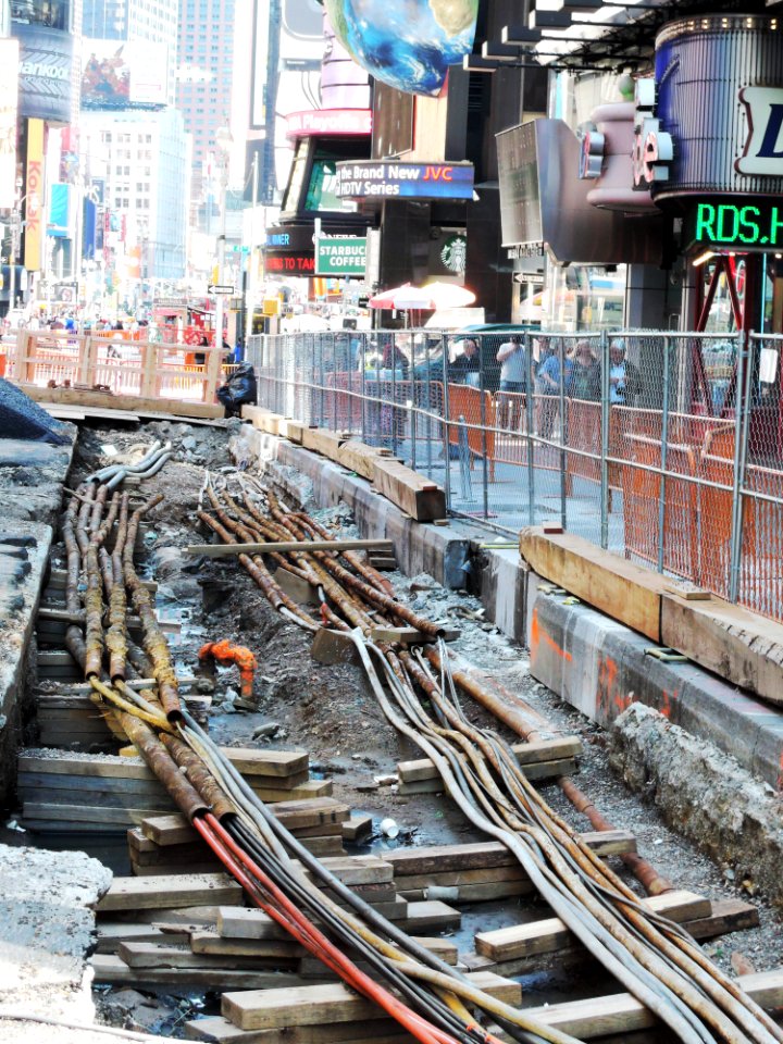 Utility trench in Bwy @ 42 St jeh