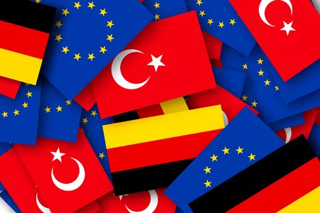 Flags accession eu