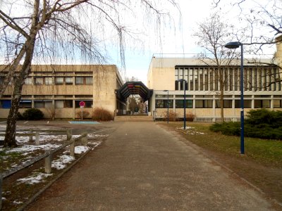 Université Michel de Montaigne Bordeaux III - Bâtiment Administration et L