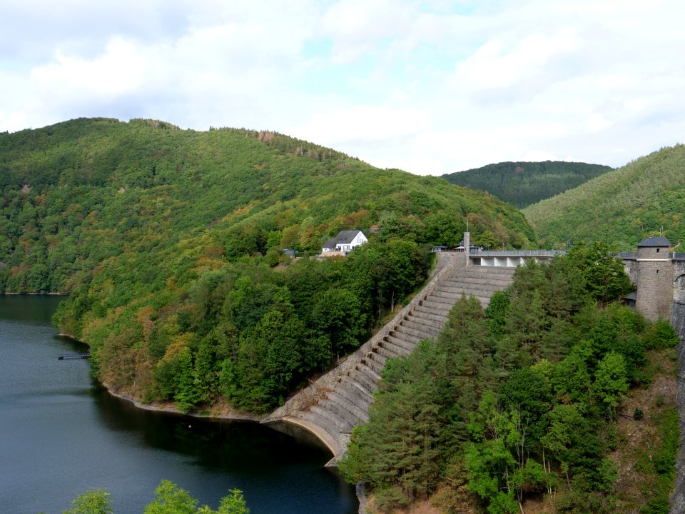 Urftstaumauer 16