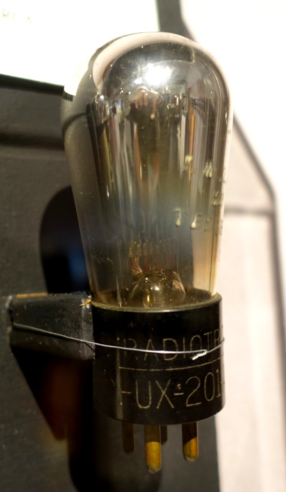 UX201A, RCA, c. 1925 - National Electronics Museum - DSC00129