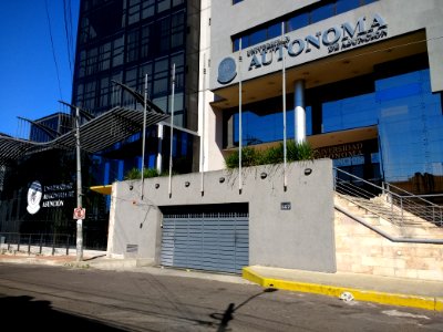 Universidad Autónoma de Asunción 1