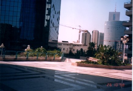 Twin-towers-1998-2