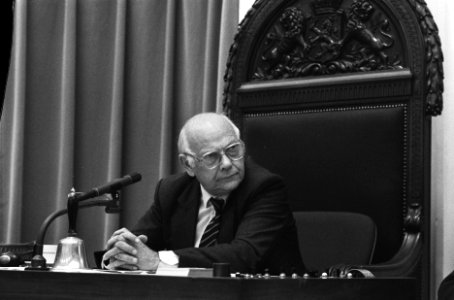 Tweede Kamer Joop den Uyl, Bestanddeelnr 933-7006 photo