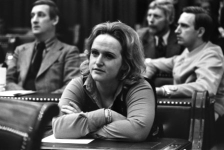 Tweede Kamer over gasbel bij Bergen, onderwijsdebat Anneke Goudsmit, Bestanddeelnr 927-5810