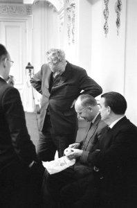 Tweede Kamer bijeen. Behandeling begroting van Buitenlandse Zaken . Prof. Vondel, Bestanddeelnr 914-6916