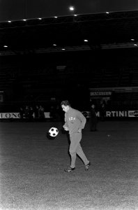 Training Oost-Duitsers in Olympisch Stadion . Frenzel tijdens training, Bestanddeelnr 920-6959