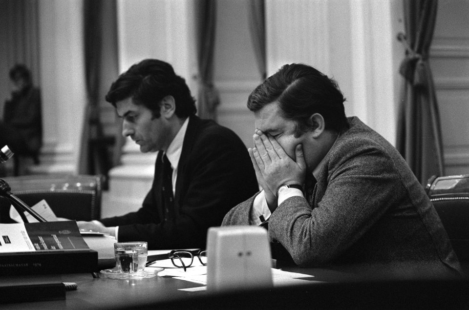 Tweede Kamer over gasbel bij Bergen, minister Lubbers (l) en minister Gruyters (, Bestanddeelnr 927-5808