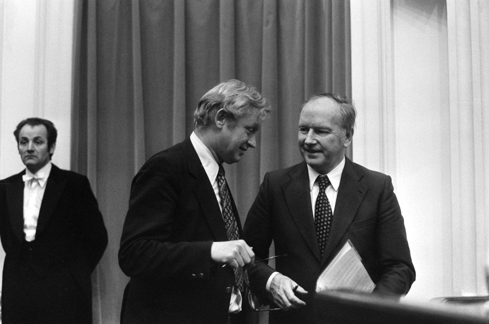 Tweede Kamer , interpellatie Wiegel (VVD) Andriessen (KVP) met Kruisinga (CHU) , Bestanddeelnr 928-4037