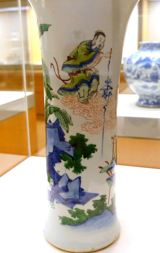 Vase, China, early Qing dynasty, transitional style, c. 1650 AD, wucai glaze porcelain - Ethnological Museum, Berlin - DSC02024