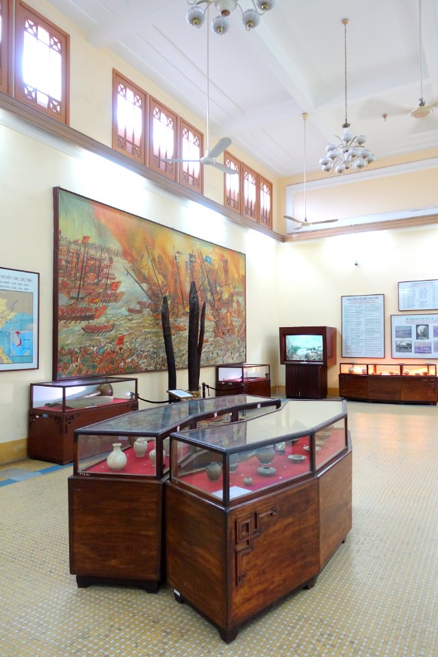 Tran dynasty exhibit - Museum of Vietnamese History - Ho Chi Minh City - DSC06196