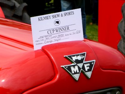 Tractors at Kilnsey Show 09