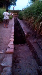 Trowulan ancient canal2 DSC 0103