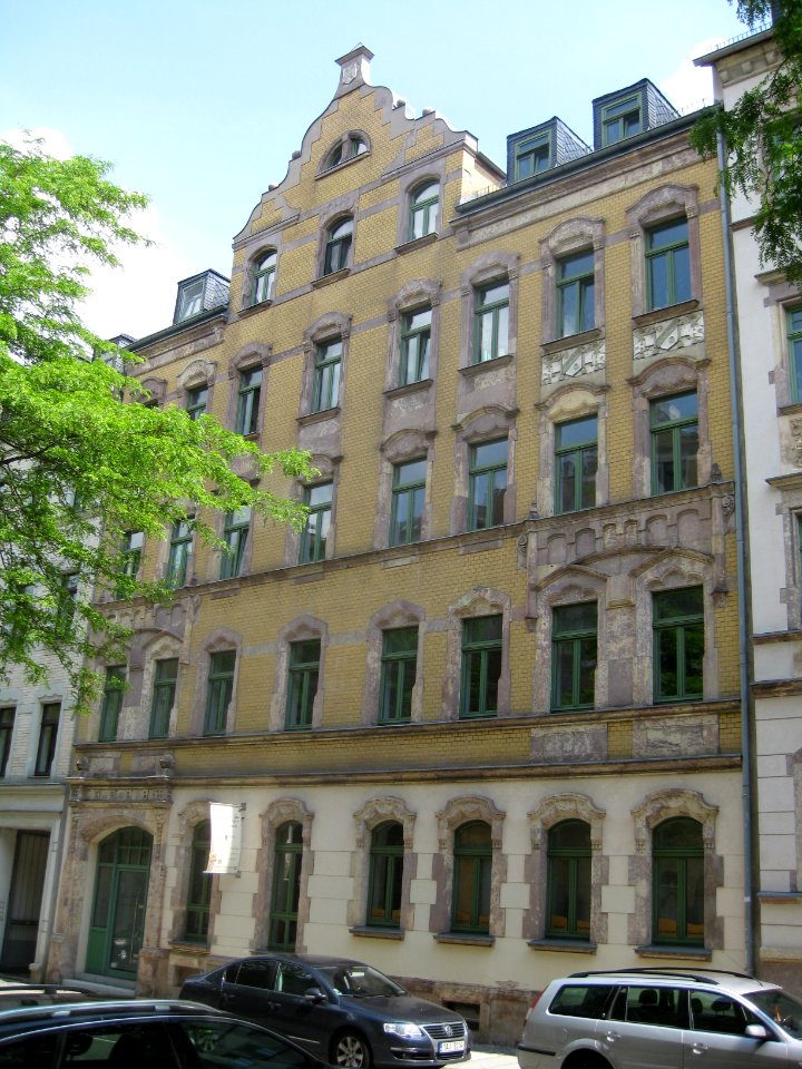 Tschaikowskistraße 48