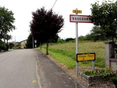 Vaucourt (M-et-M) city limit sign
