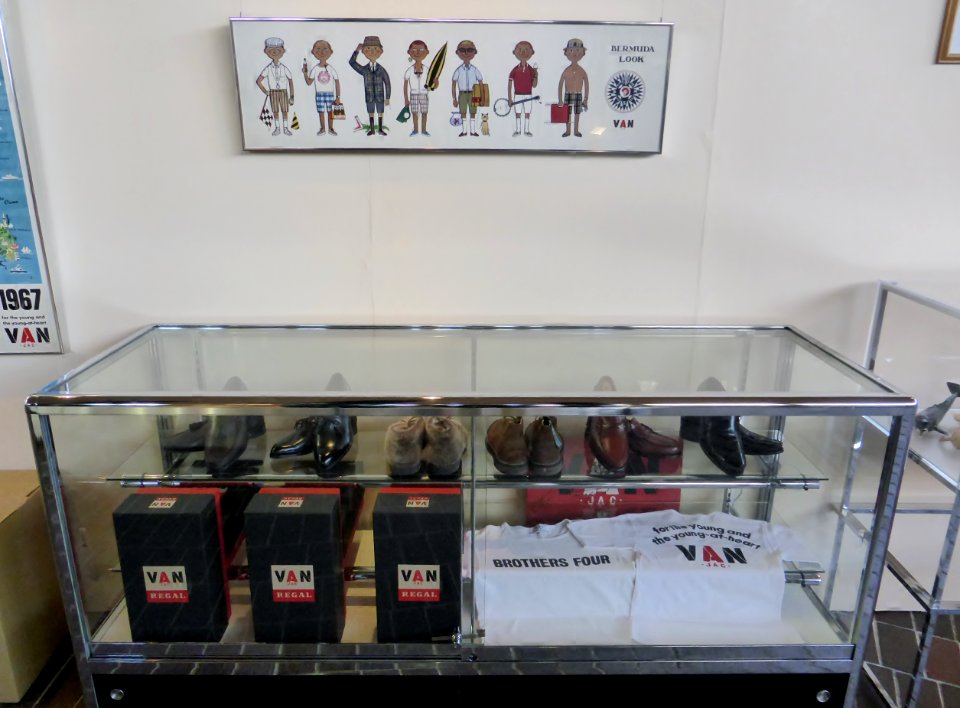 VAN JACKET ACCESSORIES (12)