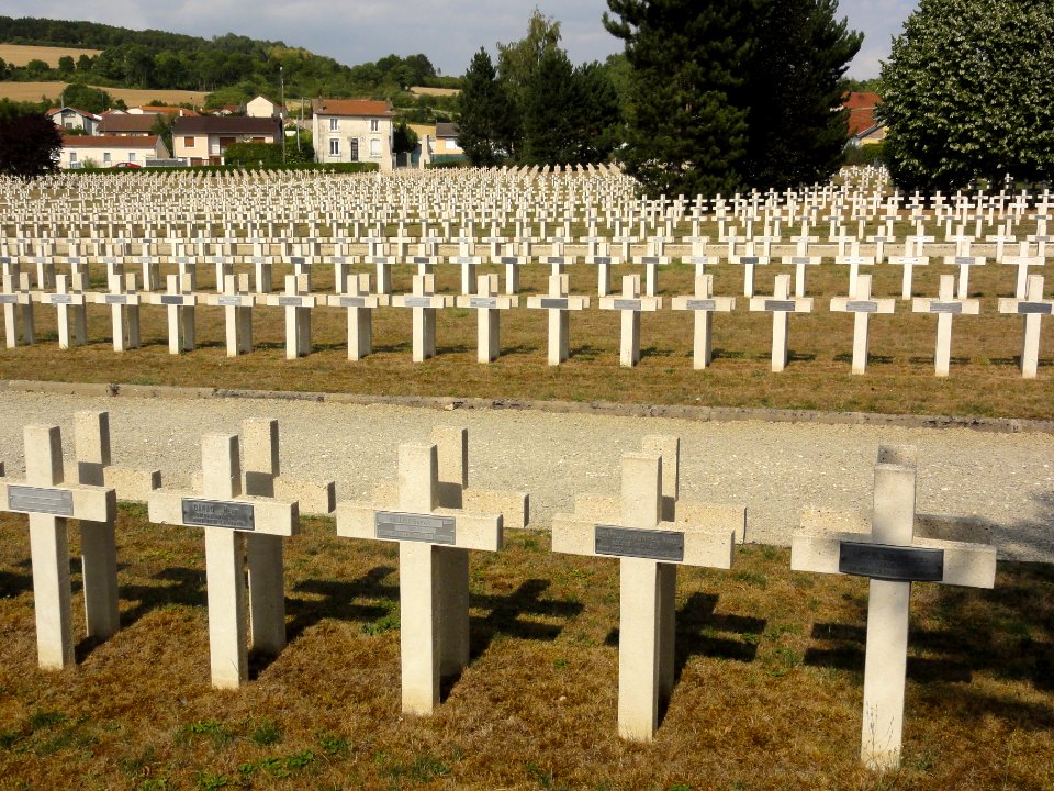 Verdun (Meuse) Nécropole nationale du Faubourg-Pavé (02)
