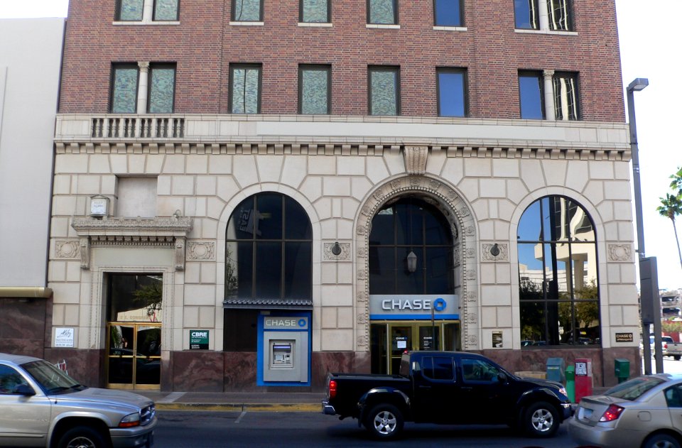 Valley National Bank building (Tucson) N lower floors