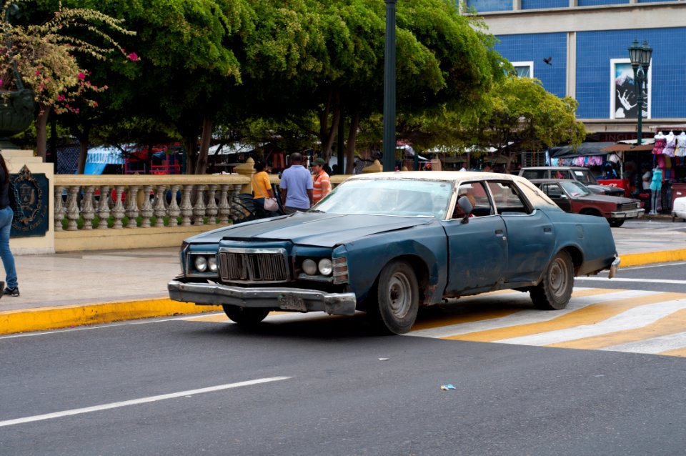 Typical automobile Maracaibo public transport 10