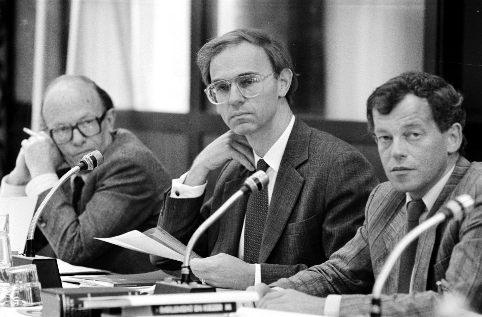 UCV over verslag van de Rekenkamer v.l.n.r. minister Rietkerk , minister Ruding, Bestanddeelnr 933-3491