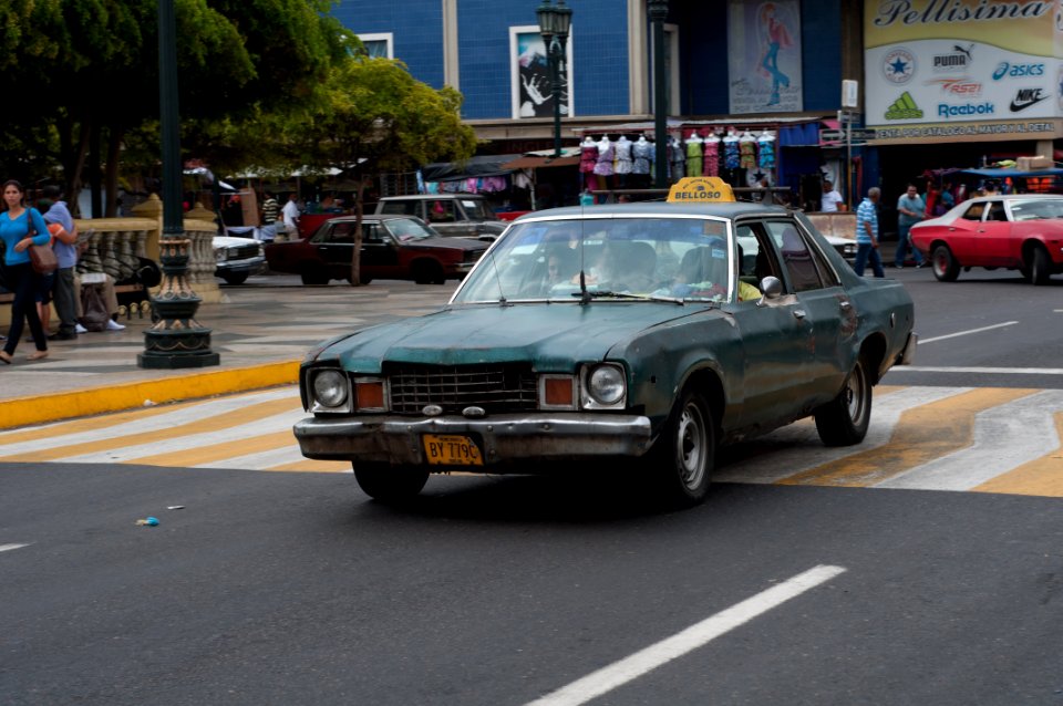 Typical automobile Maracaibo public transport 08