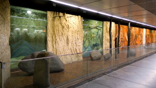 U3 Westbahnhof Kunst Installation c