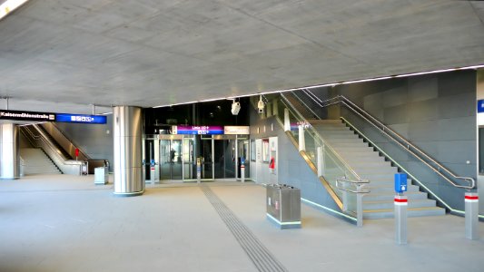 U2 Stadlau AG süd innen 01