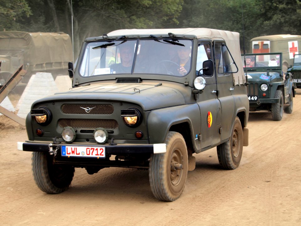 UAZ 469 East German army pic1