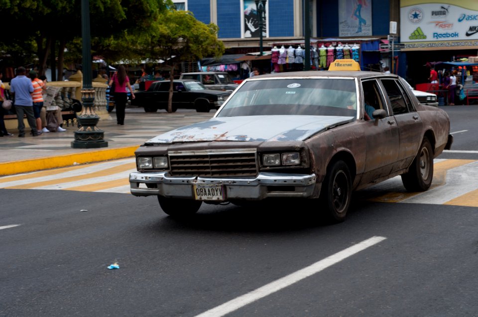 Typical automobile Maracaibo public transport 11