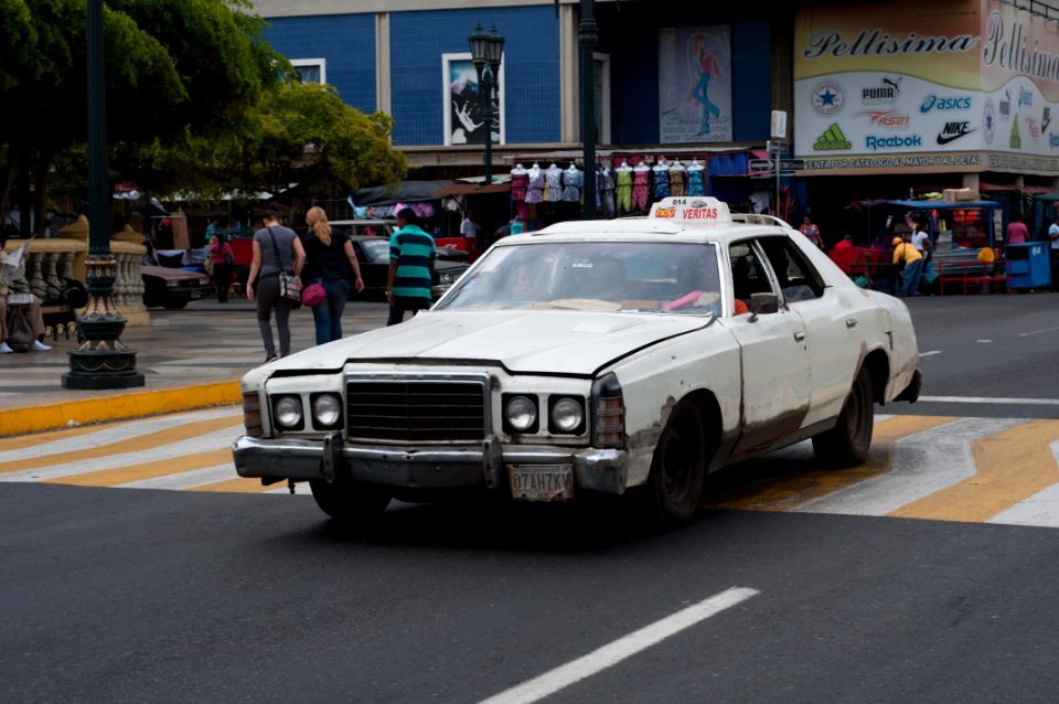 Typical automobile Maracaibo public transport 13