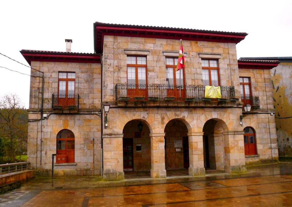Ubide - Ayuntamiento 1