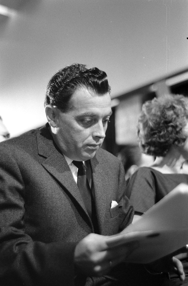 Uitreiking TV Prijs 61 aan Carel Enkelaar . Carel Enkelaar, Bestanddeelnr 913-0293