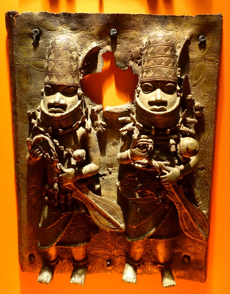 Two Warrior Chiefs, Benin City, Nigeria, perhaps 1680-1700 AD, No. 1900.01.0002 - Etnografiska museet - Stockholm, Sweden - DSC01030