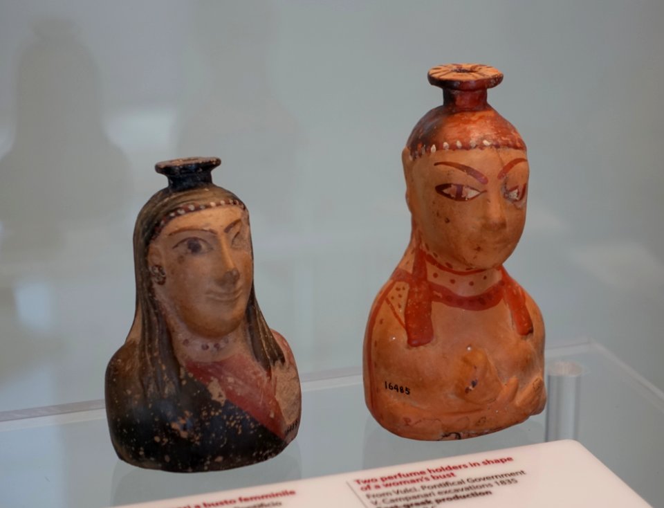 Two perfume holders in shape of a woman's bust, East Greek production, 610-560 BC, inv. 16485 and inv. 16489 - Museo Gregoriano Etrusco - Vatican Museums - DSC01072