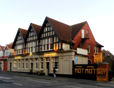 The Ginger Pig pub, Hove Street, Hove (September 2011) (2)