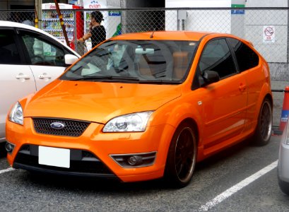 The frontview of Ford Focus ST Mk.II photo