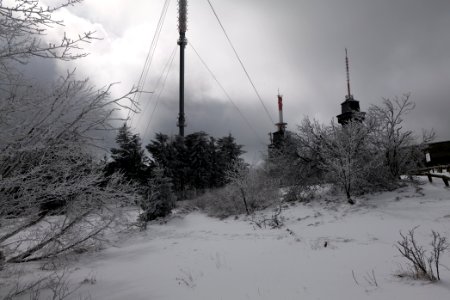 Top of Großer Feldberg with snow 2021-04-06 57