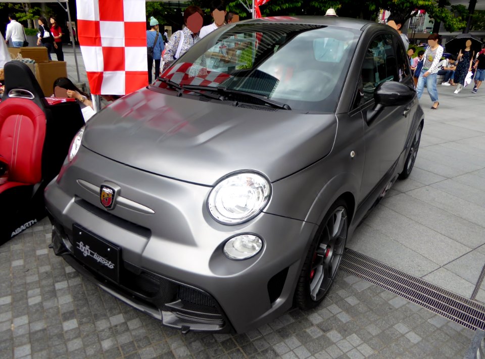 The frontview of ABARTH 695 biposto