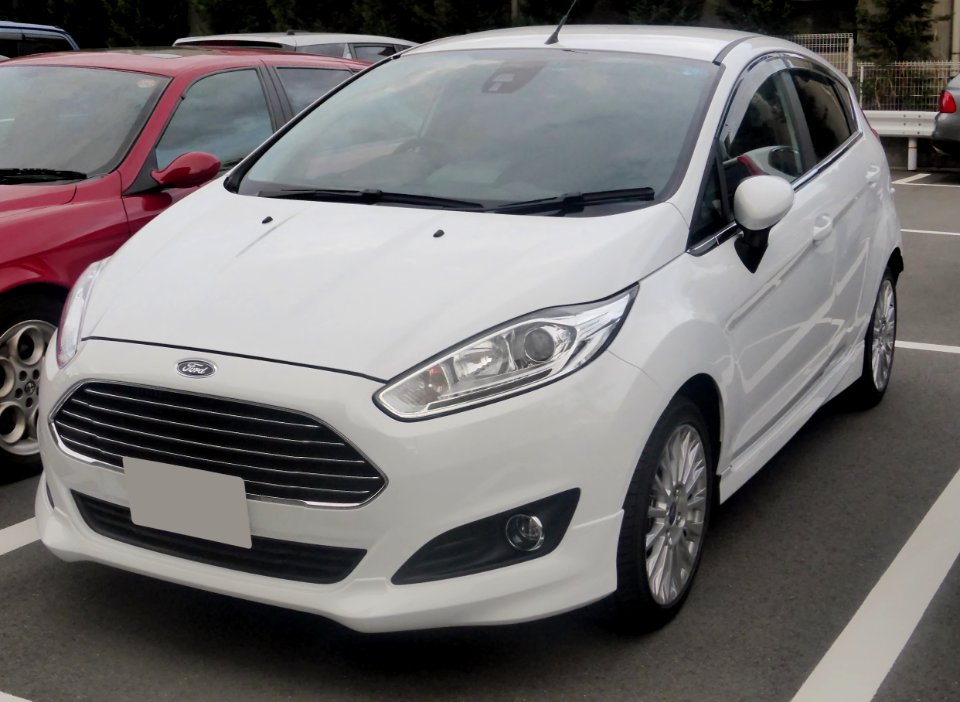 The frontview of Ford Fiesta Mk VII 1.0 ECOBOOST