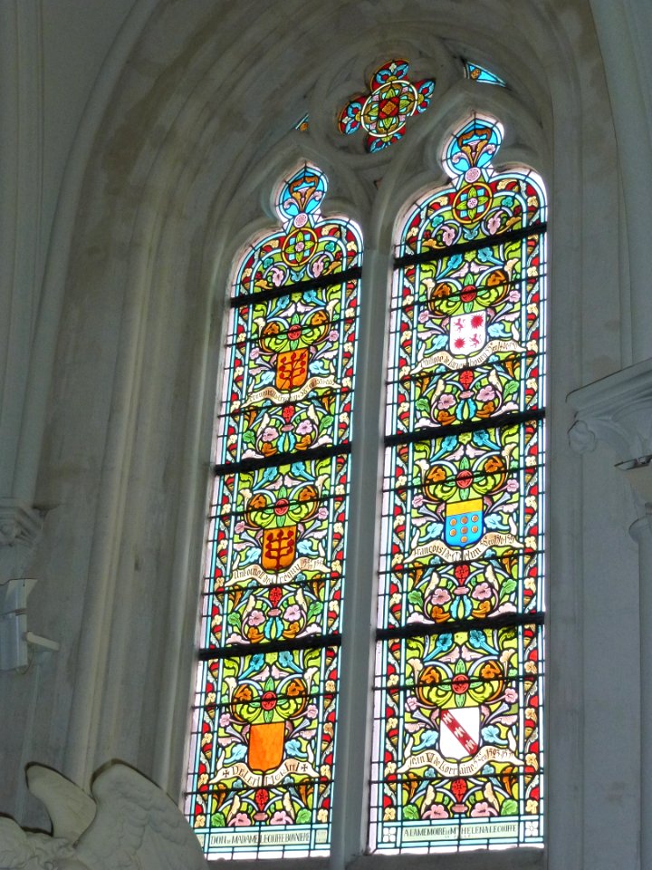 Thérouanne (Pas-de-Calais, Fr) église Saint-Martin, vitraux des soixante évêques 14