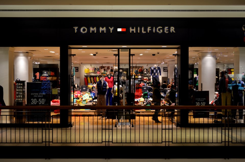 TommyHilfigerFairviewMall