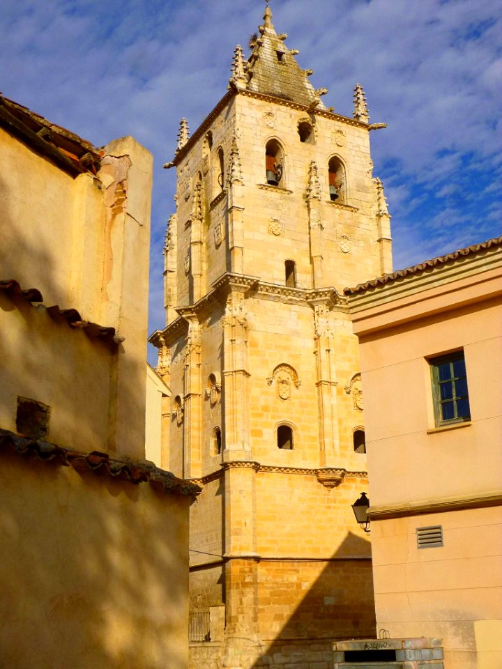 Torrelaguna - Iglesia de Santa María Magdalena, torre 07