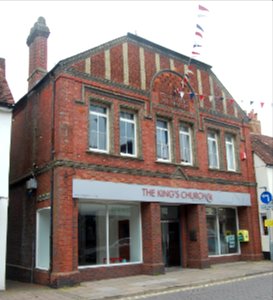 The King's Church, King's Christian Centre, High Street, Bishop's Waltham (May 2019) (1)