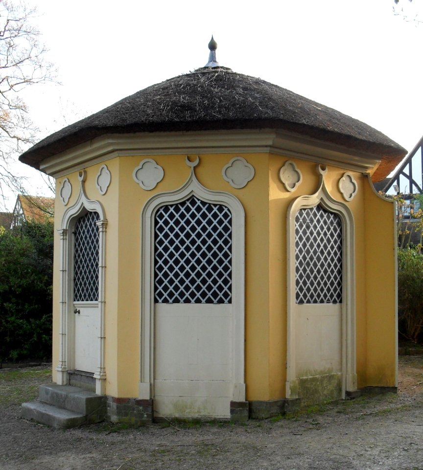 The Hermitage, Manor Gardens, Borough Lane, Eastbourne (NHLE Code 1252675) (April 2011)