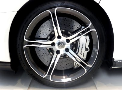 The tire wheel of McLaren 650S SPIDER