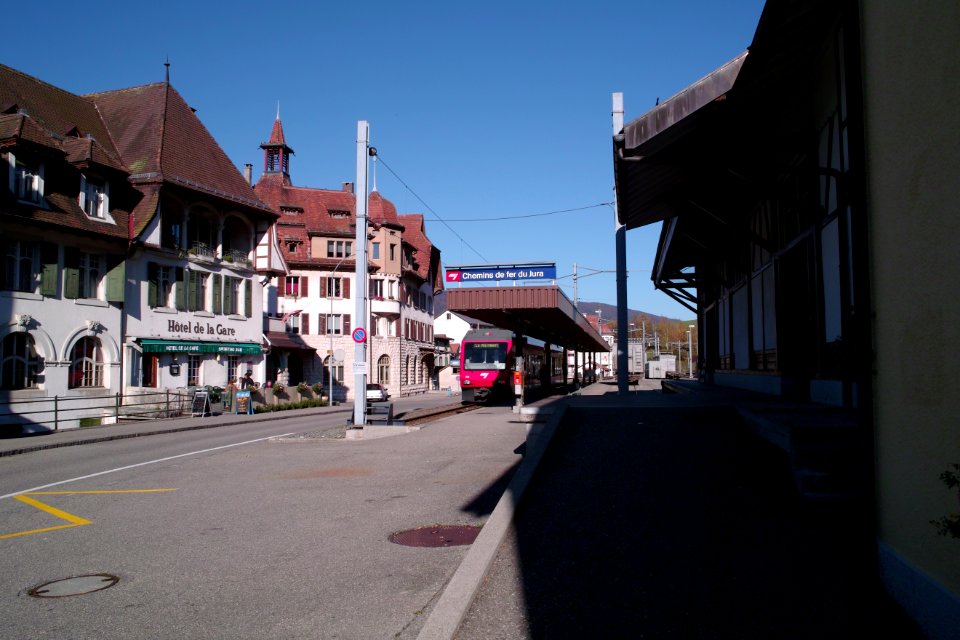 Tavannes railway station 2011