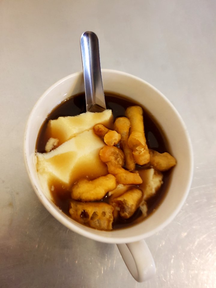 Thammasat tofu pudding - 2017-01-19 - 002