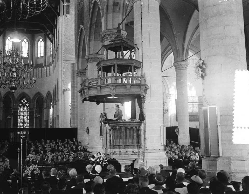 Toespraak tot de jeugd van koningin Juliana in de Pieterskerk te Leiden, Bestanddeelnr 907-1891