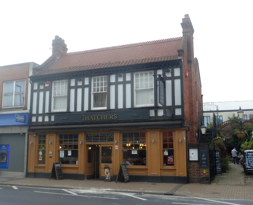 Thatchers pub, 95 London Road, North End, Portsmouth (October 2017)