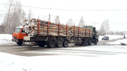 Timber trucks in Koryazhma (23) photo